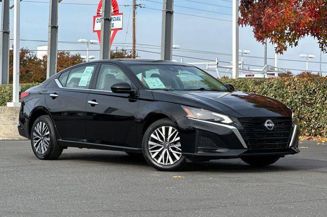 used 2023 Nissan Altima car, priced at $20,295