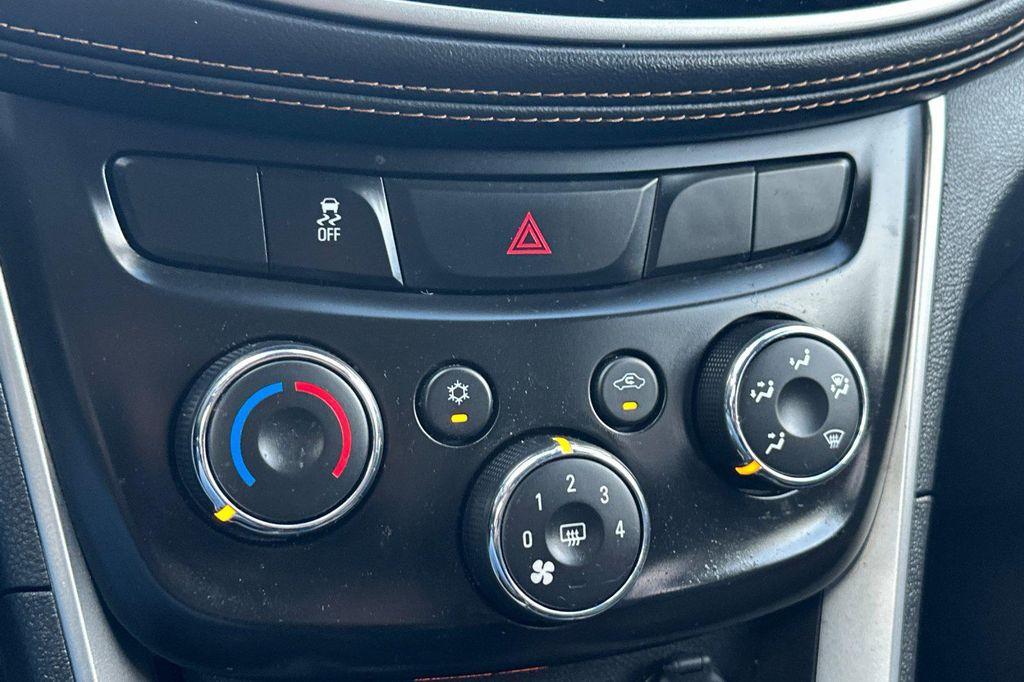 used 2022 Chevrolet Trax car, priced at $19,380