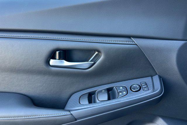 new 2025 Nissan Sentra car, priced at $21,995