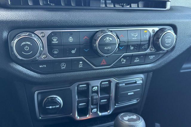 new 2026 Jeep Wrangler car, priced at $53,770
