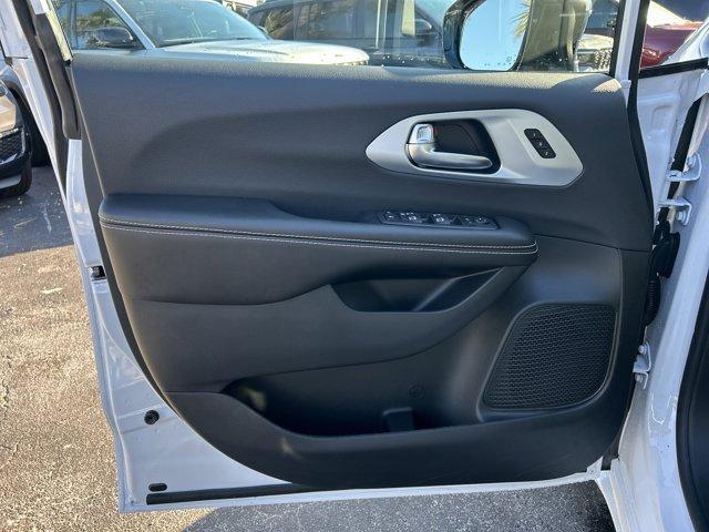 new 2026 Chrysler Pacifica car, priced at $50,569