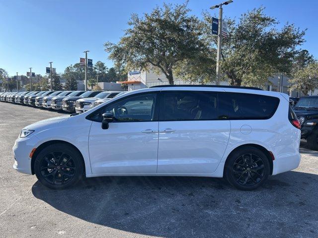 new 2026 Chrysler Pacifica car, priced at $50,569