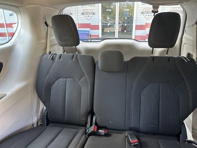 used 2017 Chrysler Pacifica car, priced at $10,884