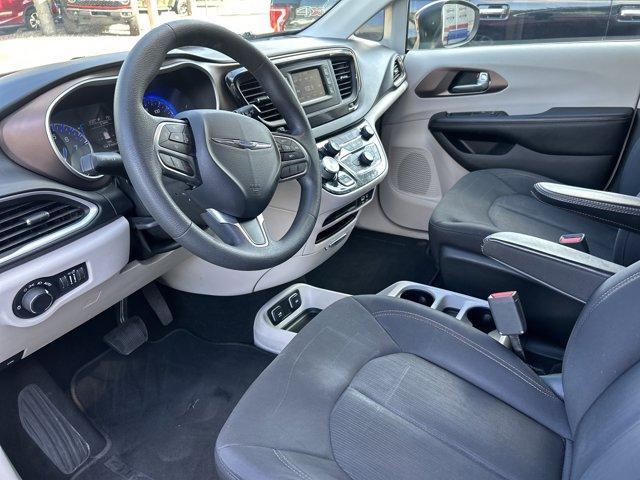 used 2017 Chrysler Pacifica car, priced at $10,884