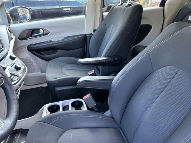 used 2017 Chrysler Pacifica car, priced at $10,884