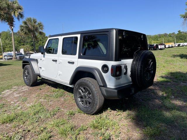 new 2026 Jeep Wrangler car, priced at $41,344