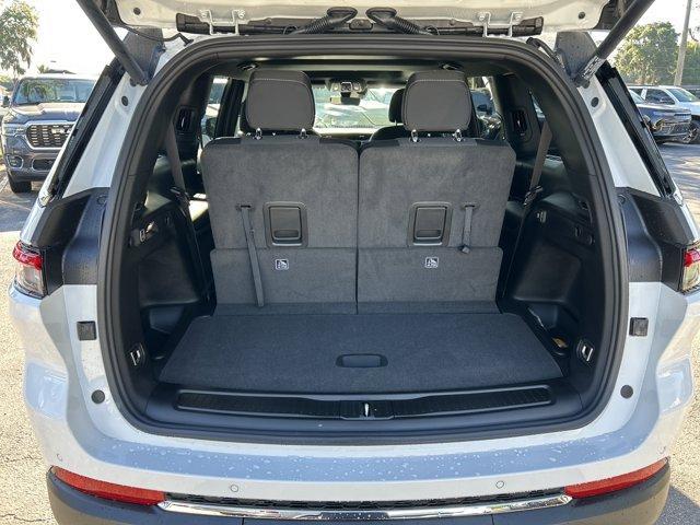new 2026 Jeep Grand Cherokee L car, priced at $38,023