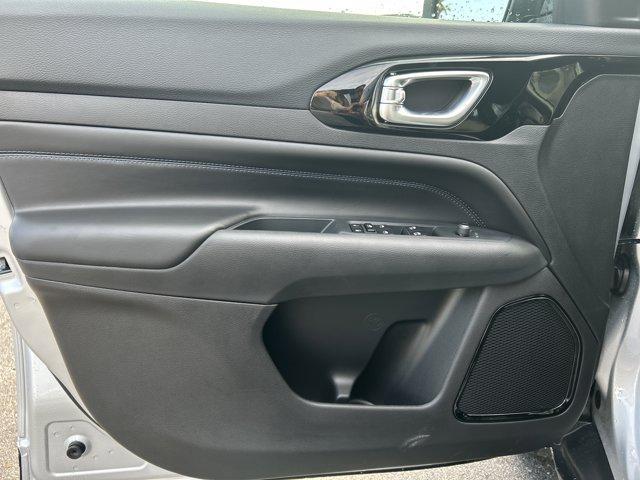 new 2026 Jeep Compass car, priced at $28,586