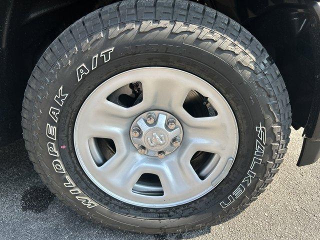 new 2025 Ram 1500 car, priced at $49,829