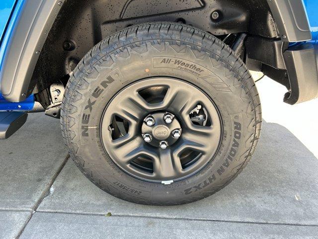 new 2025 Jeep Wrangler car, priced at $35,733