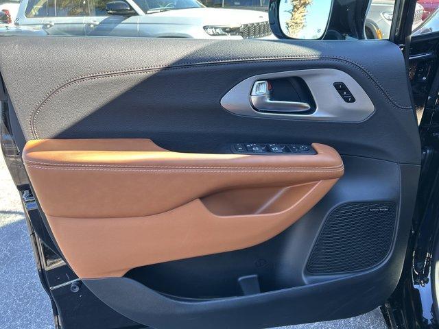 new 2026 Chrysler Pacifica car, priced at $53,737