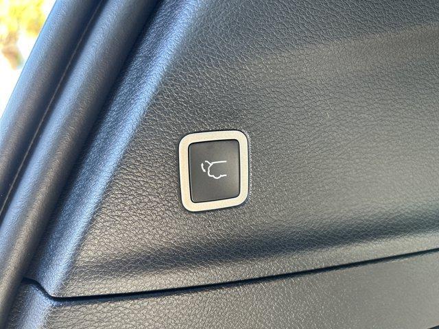 new 2026 Chrysler Pacifica car, priced at $46,396