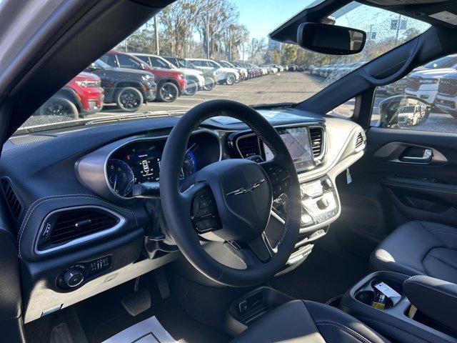 new 2026 Chrysler Pacifica car, priced at $46,396