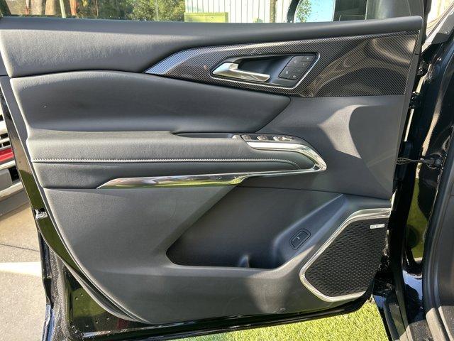 new 2026 Chevrolet Traverse car, priced at $53,975