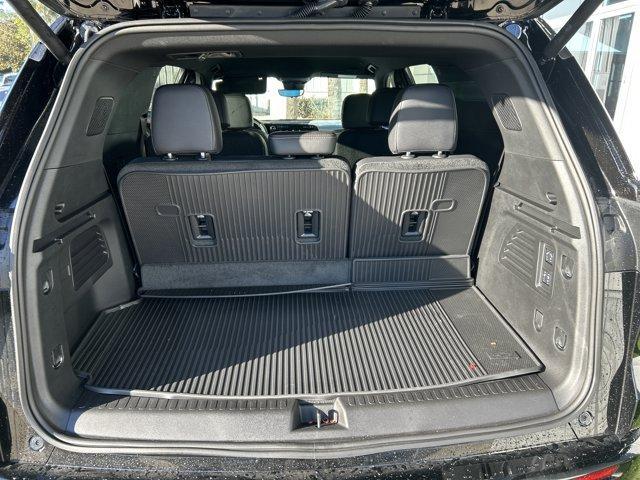new 2026 Chevrolet Traverse car, priced at $53,975