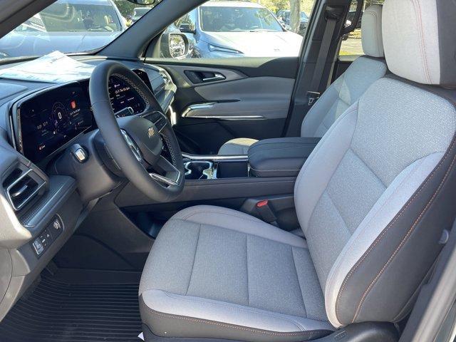 new 2026 Chevrolet Traverse car, priced at $39,070