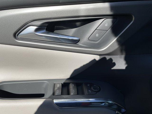 new 2026 Chevrolet Traverse car, priced at $39,070