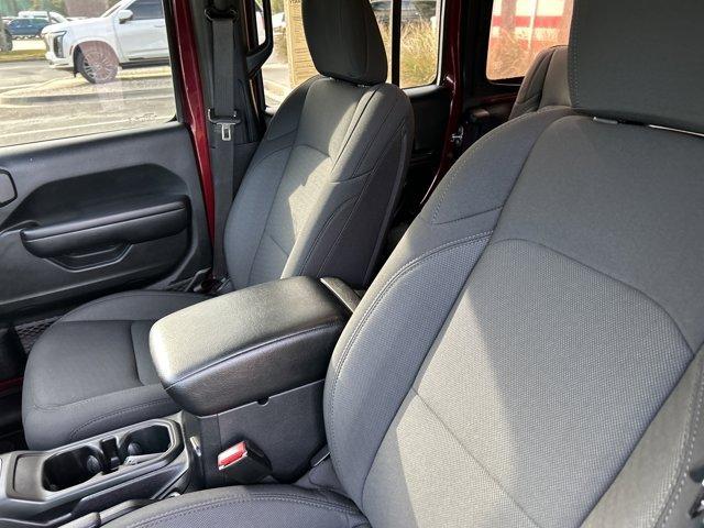 used 2021 Jeep Wrangler Unlimited car, priced at $26,947