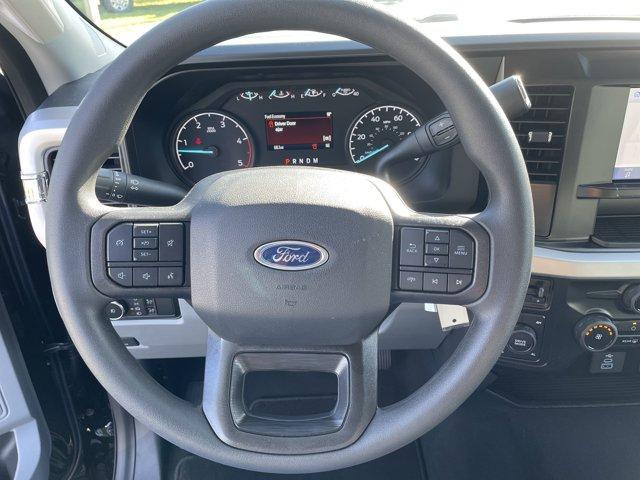 new 2025 Ford F-250 car, priced at $62,551