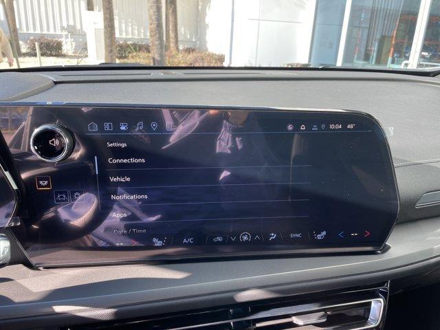 new 2026 Chevrolet Traverse car, priced at $38,633