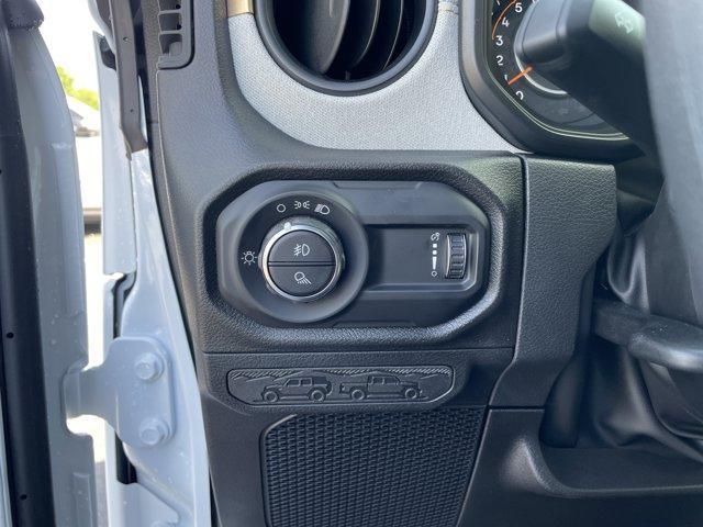 new 2026 Jeep Gladiator car, priced at $39,475