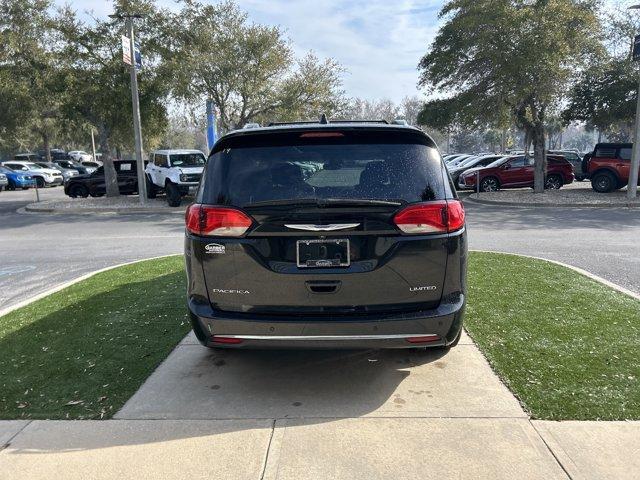 used 2019 Chrysler Pacifica car, priced at $19,891