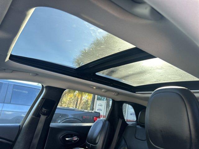 used 2020 Jeep Cherokee car, priced at $18,981