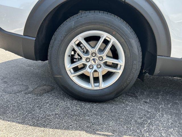 new 2025 Ford Explorer car, priced at $36,708