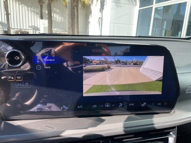 new 2026 Chevrolet Traverse car, priced at $38,633