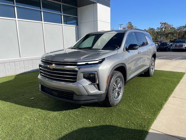 new 2026 Chevrolet Traverse car, priced at $38,633