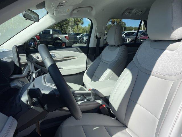 new 2025 Ford Explorer car, priced at $35,950