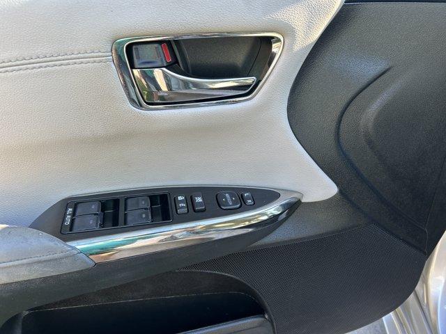 used 2013 Toyota Avalon car, priced at $15,455