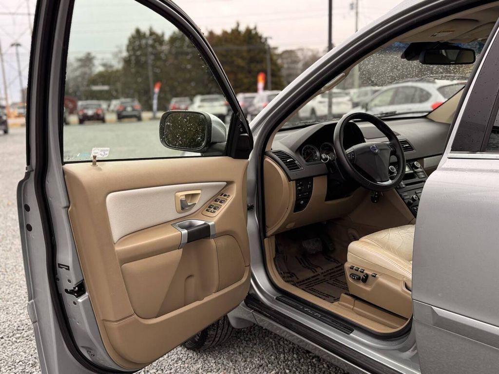 used 2013 Volvo XC90 car, priced at $10,495