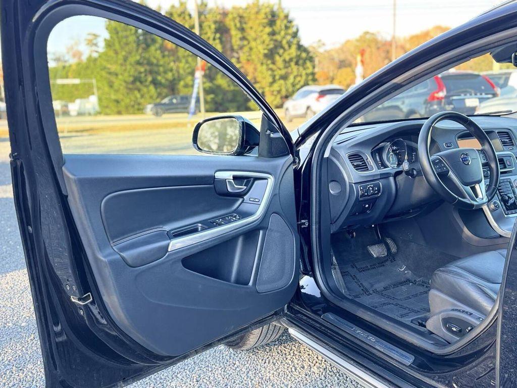 used 2017 Volvo V60 Cross Country car, priced at $12,995