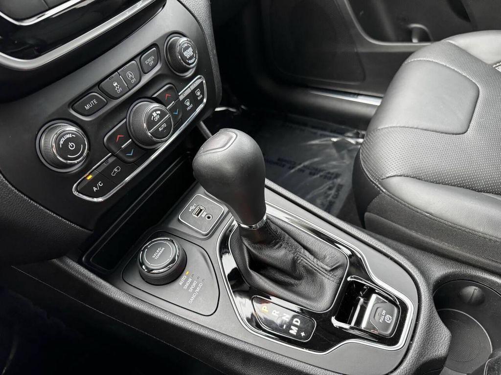 used 2019 Jeep Cherokee car, priced at $15,595