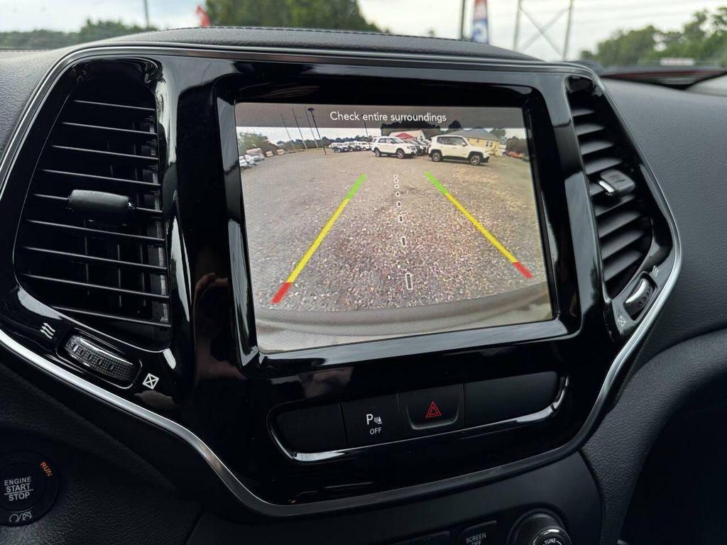 used 2019 Jeep Cherokee car, priced at $15,595