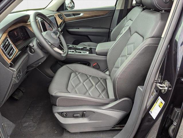 new 2025 Volkswagen Atlas car, priced at $39,043