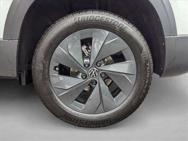 new 2026 Volkswagen Taos car, priced at $28,076