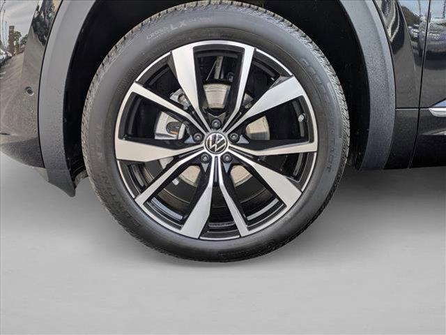 new 2026 Volkswagen Atlas car, priced at $55,301