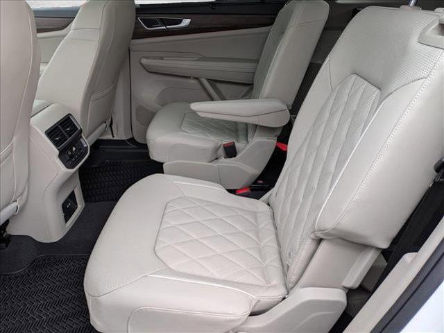 new 2026 Volkswagen Atlas car, priced at $54,336