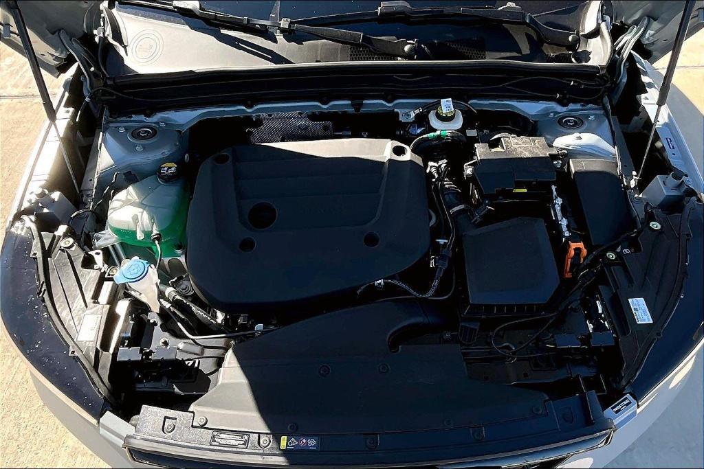 new 2026 Volvo XC40 car, priced at $43,295