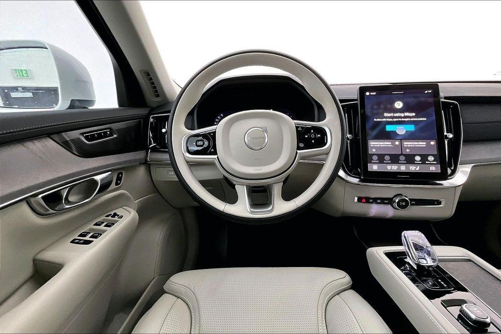 new 2026 Volvo XC90 Plug-In Hybrid car, priced at $85,625