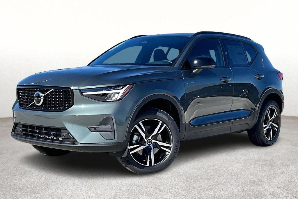 new 2026 Volvo XC40 car