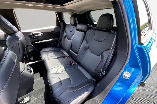 used 2023 Jeep Cherokee car, priced at $25,599