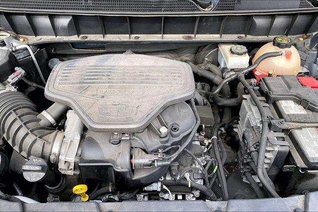 used 2019 Cadillac XT5 car, priced at $21,298