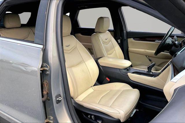 used 2019 Cadillac XT5 car, priced at $21,298