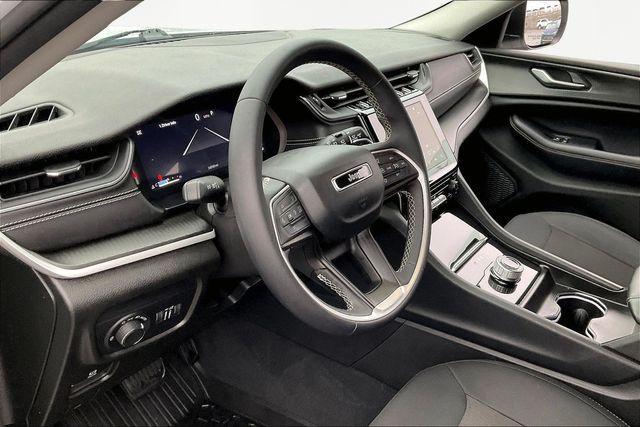 used 2023 Jeep Grand Cherokee car, priced at $25,934