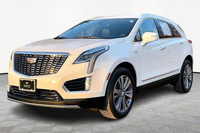 used 2025 Cadillac XT5 car, priced at $43,283