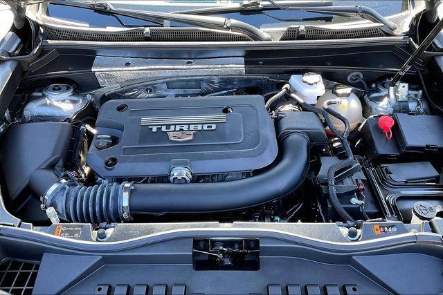 used 2025 Cadillac XT4 car, priced at $33,115