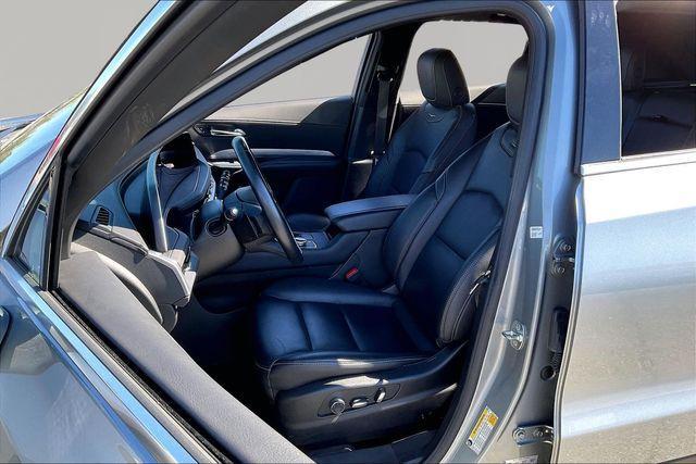 used 2025 Cadillac XT4 car, priced at $33,115